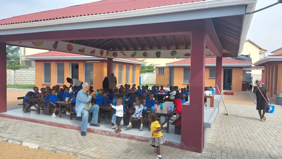 Ad Accra con Arcivescovo, foto 1 di 3