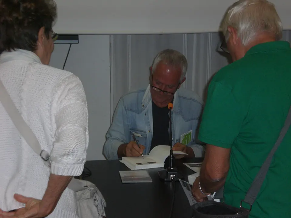 Al Salotto dei poeti, presentazione libro Citta’ di Dio – 14 Settembre 2015, foto 5 di 12